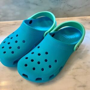 Crocs NWOT